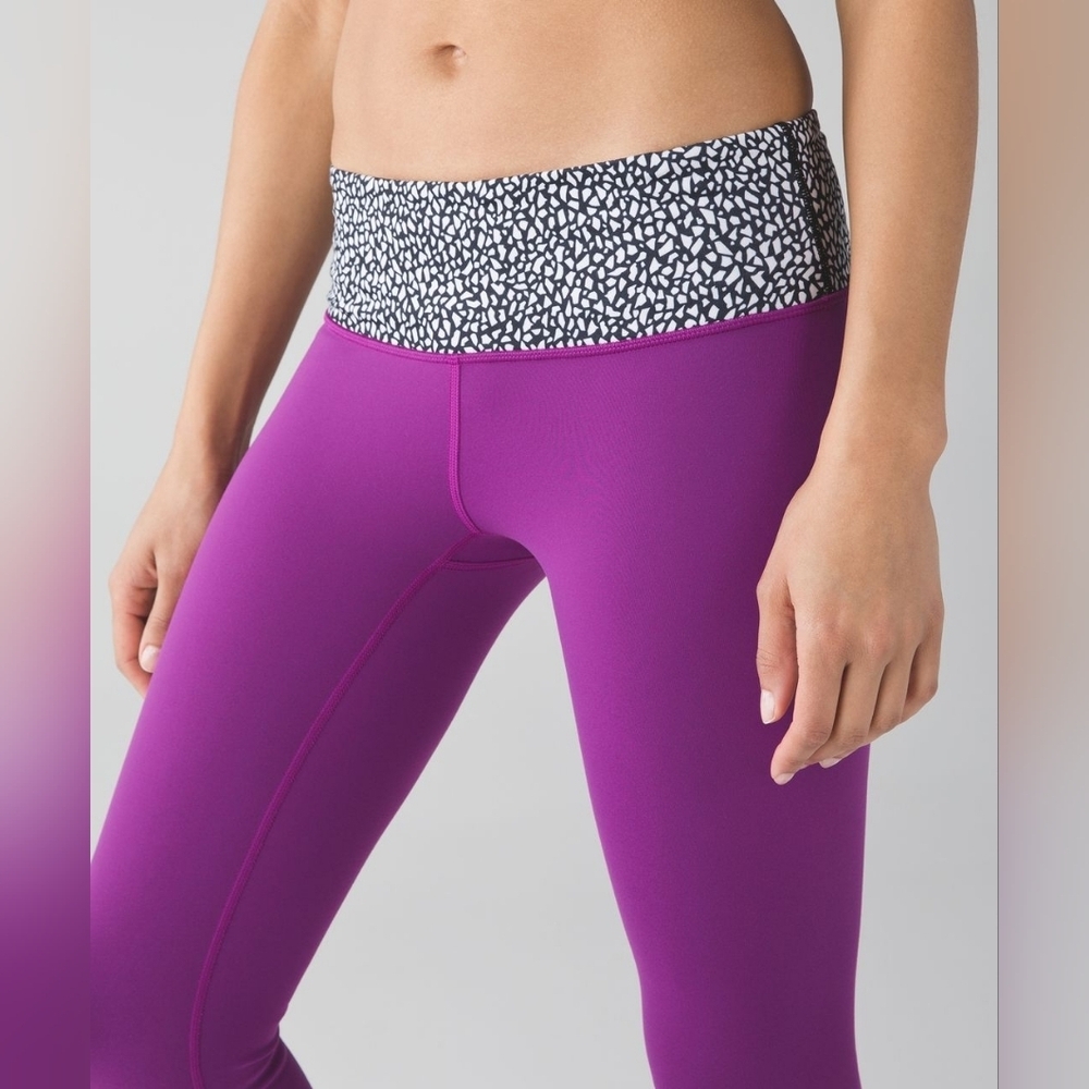Lululemon Wunder Under Pant III Reversible Black/Regal Plum/Miss Mosaic size 12